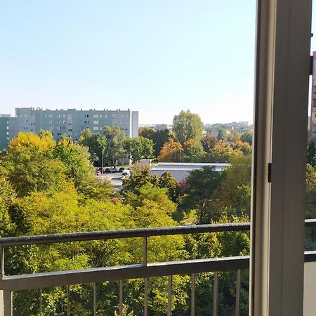 Uroczy Apartament Z Bezplatnych Parkingiem Varsóvia Exterior foto